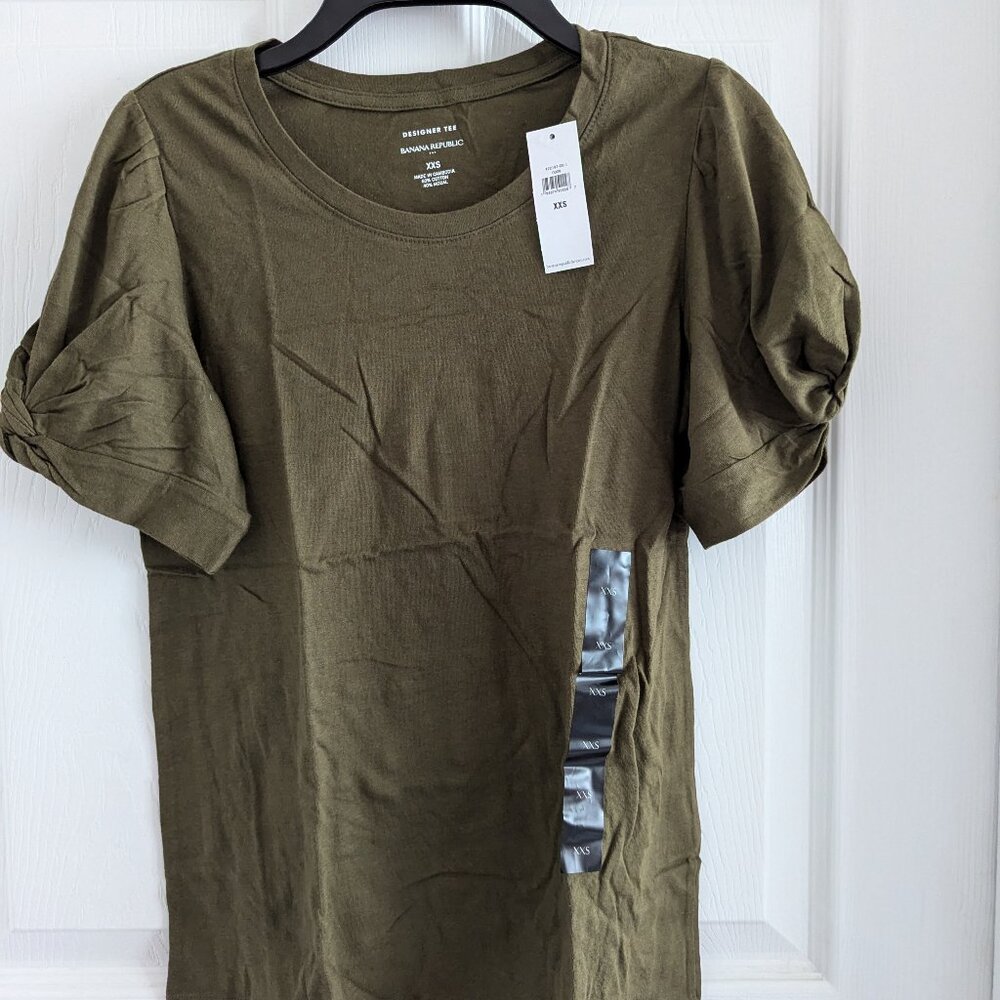 NWT Banana Republic Olive Green Short Sleeve Crew Neck Designer Tee Sz XXS